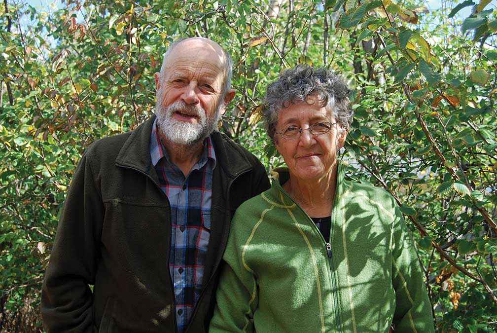 Terry and Fay White shared their experiences of working with Waterwatch, Saltwatch and Ribbons of Blue from the 1970s to the 1990s. Fay wrote, sang and recorded many tree planting and environmental songs over that period.