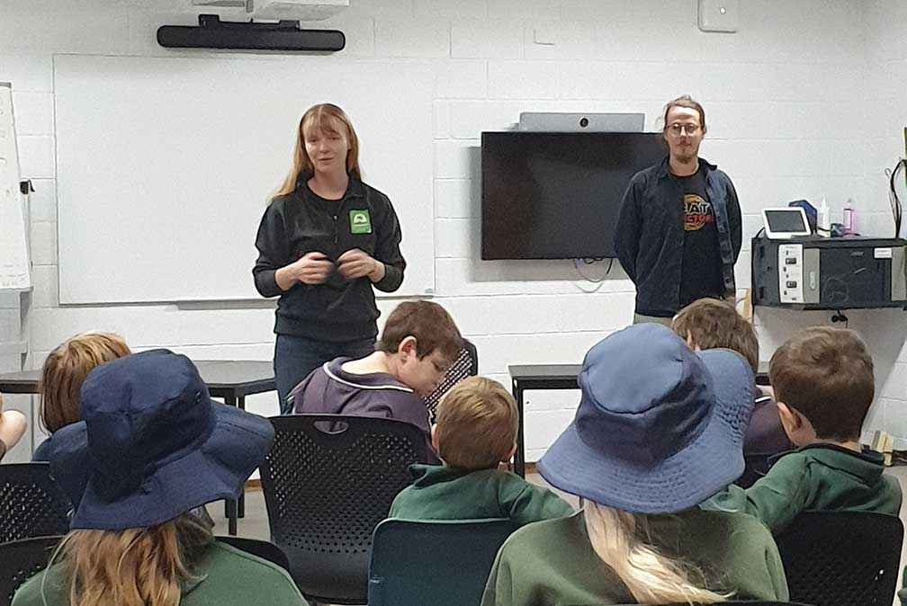 Marney Durie speaking to junior students at Wycheproof P-12 College about the bushfoods garden in 2023.